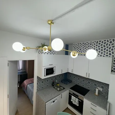 Terraza De Ciudad, Familly *